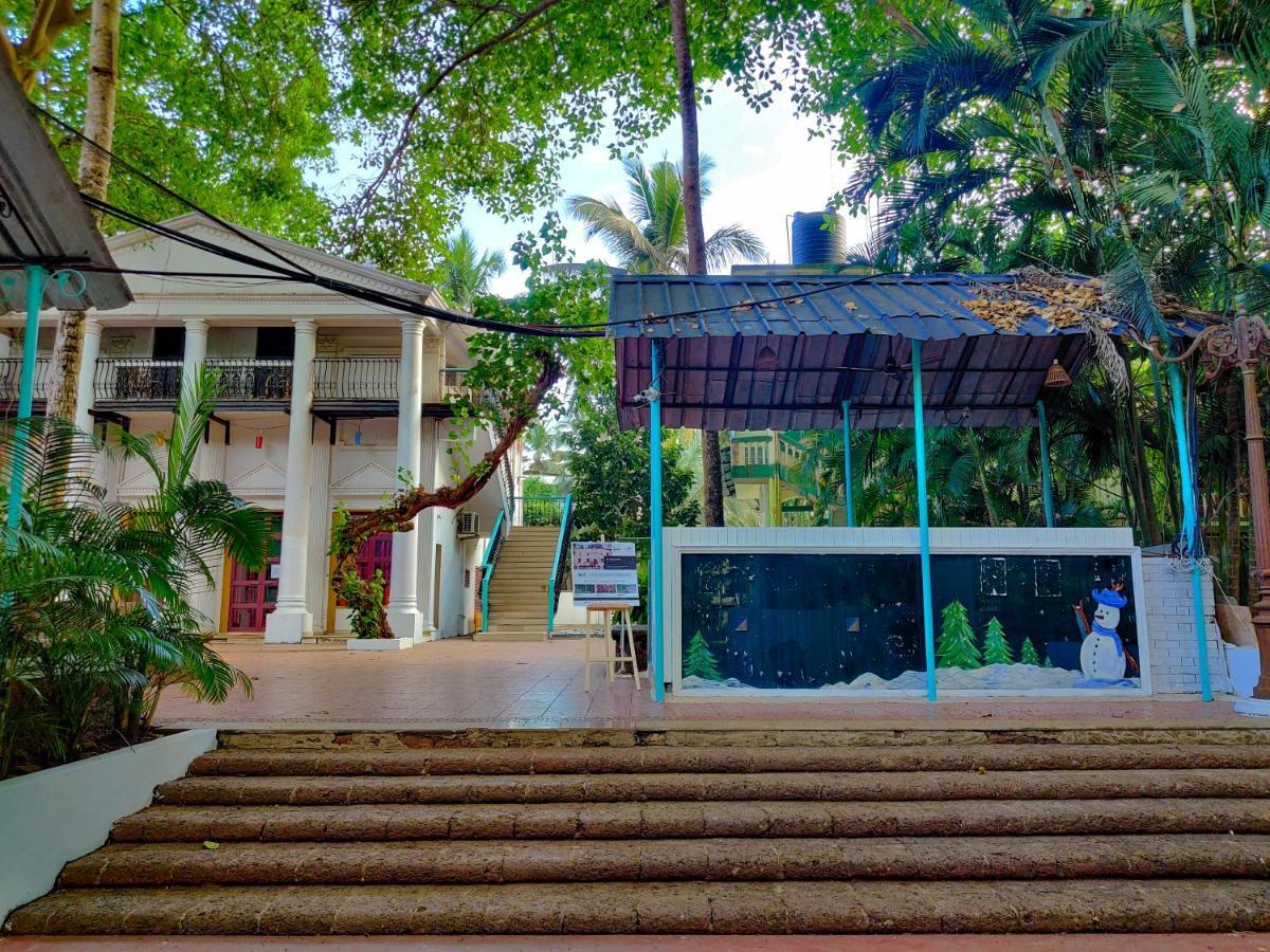 Piggy Calangute By Urban Nomads - Dorms & Pvt Rooms Exterior foto