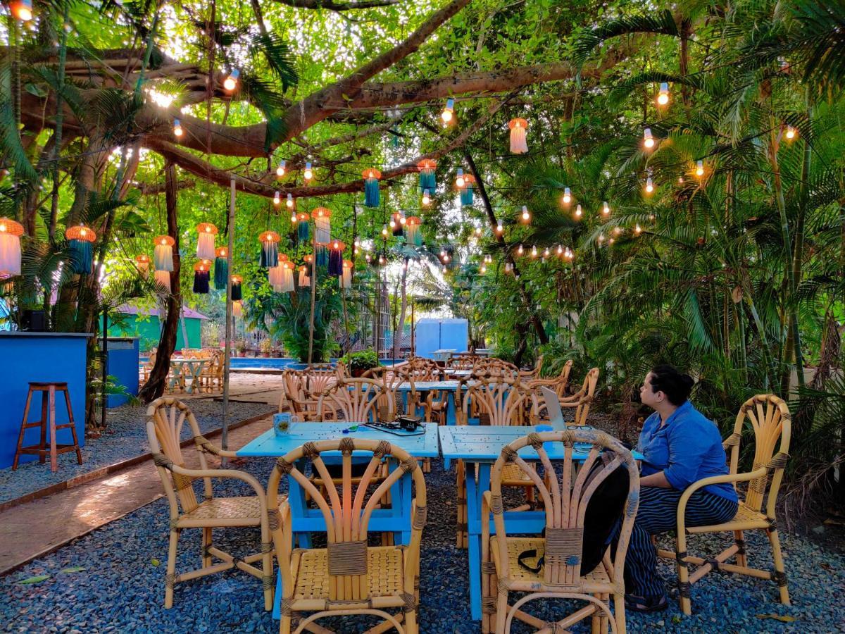 Piggy Calangute By Urban Nomads - Dorms & Pvt Rooms Exterior foto