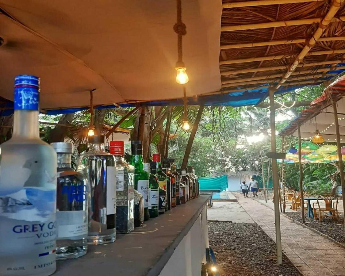 Piggy Calangute By Urban Nomads - Dorms & Pvt Rooms Exterior foto