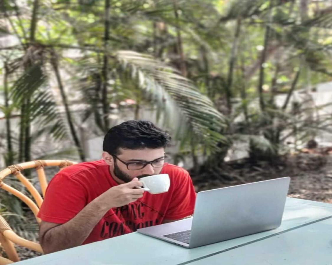 Piggy Calangute By Urban Nomads - Dorms & Pvt Rooms Exterior foto